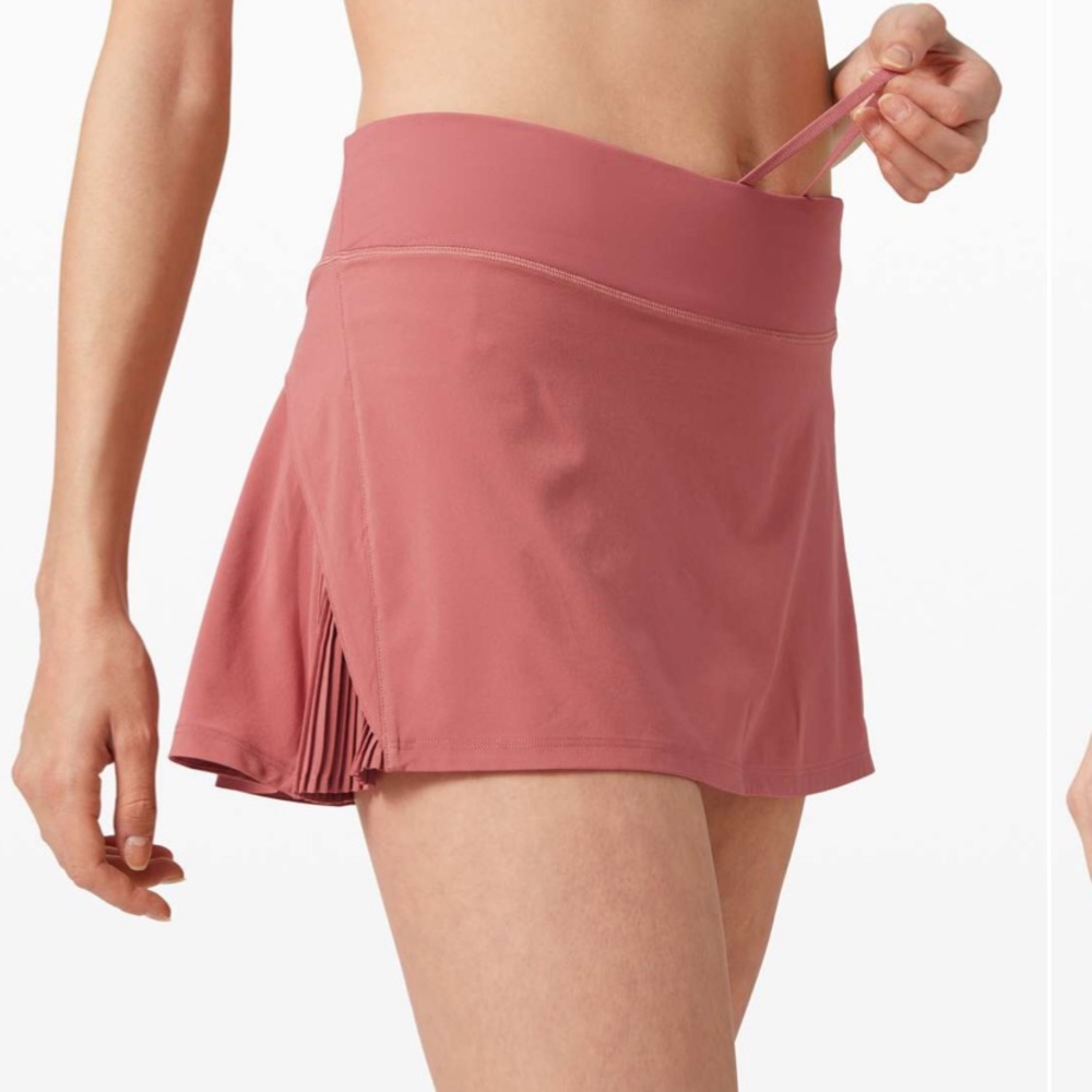 ❤️LULULEMON PLAY OFF THE PLEATS SKIRT/SKORT-CHERRY TINT-8/10/12❤️ - Picture 6 of 11